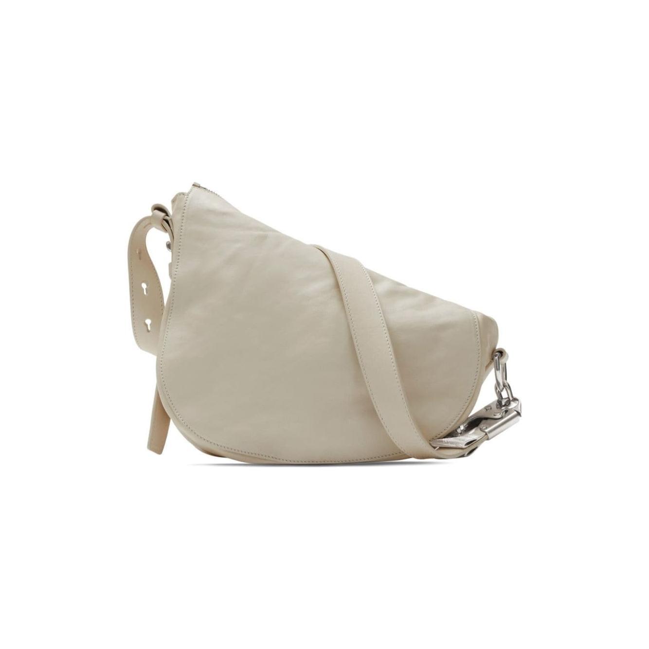 Front view with bag zipped and handles upright.