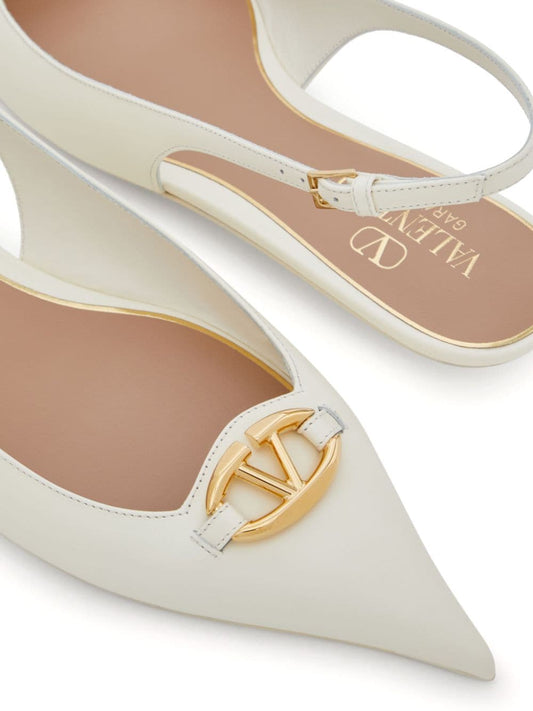 Valentino Garavani Flat shoes White Flat Shoes Valentino Garavani