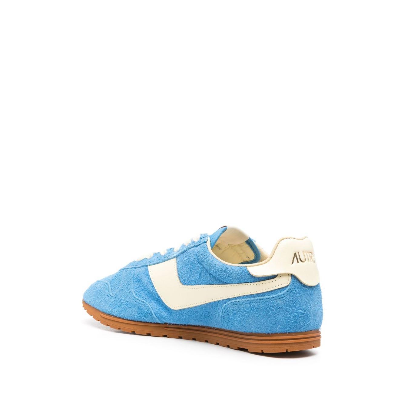 AUTRY Sneakers Blue Sneakers Autry Cornflower Blue