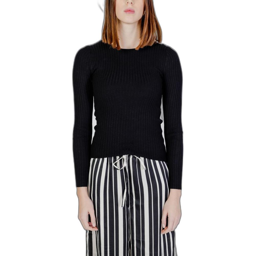 Only Black Viscose Tops & T-Shirt Only Gray
