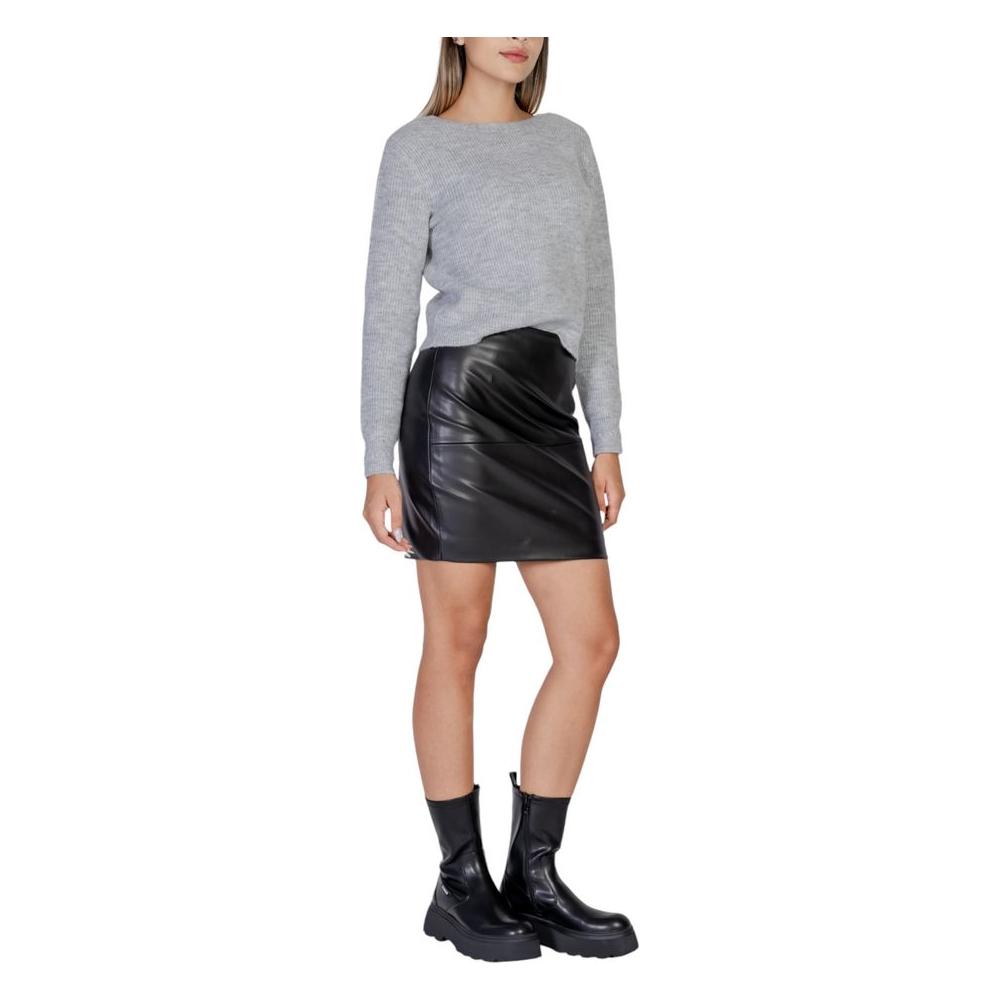 ICHI Black Polyethylene Skirt ICHI