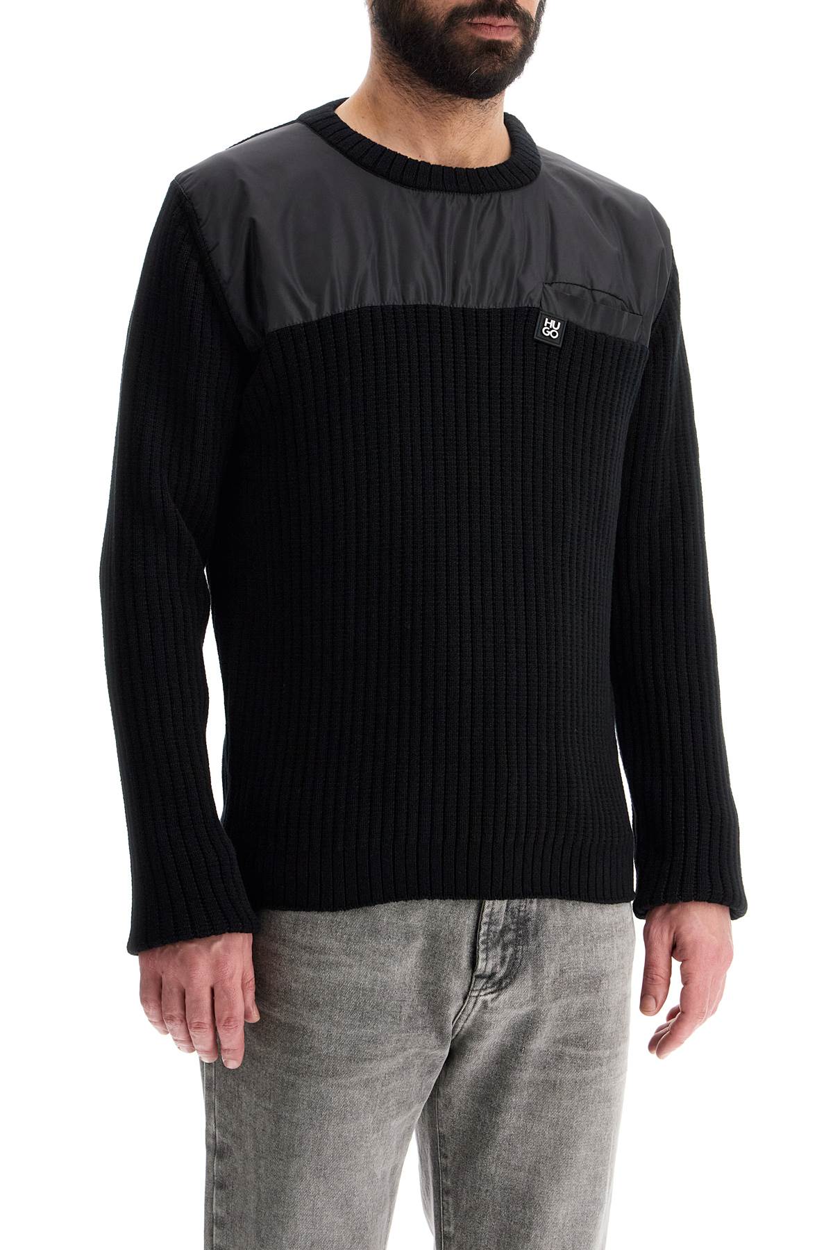 Hugo men's black cotton sweater with round neck and pocket