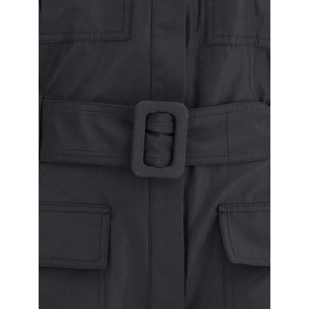 Front view with bag zipped and handles upright.